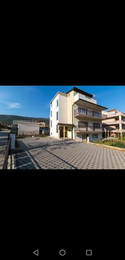 Drasko Studio Apartment Kastela