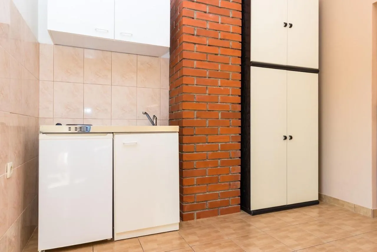 Drasko Studio Apartment Kastela